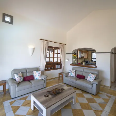 别墅 Exquisite Lanzarote | Stella Lucente | 2 Bedrooms | Private Pool & Enchanted Terrace |