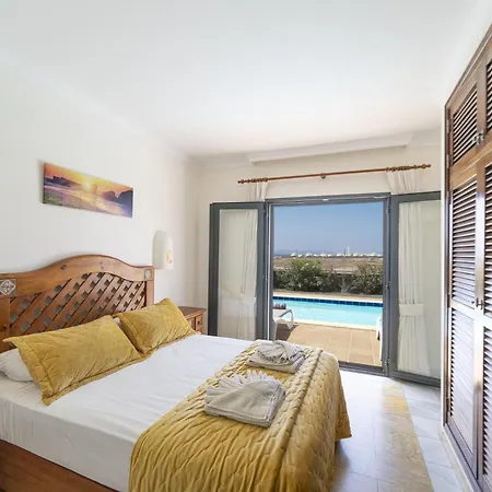 Exquisite Lanzarote | Stella Lucente | 2 Bedrooms | Private Pool & Enchanted Terrace | * 普拉亚布兰卡