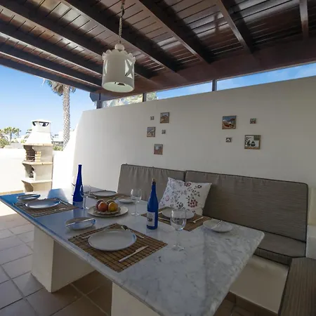 Exquisite Lanzarote | Stella Lucente | 2 Bedrooms | Private Pool & Enchanted Terrace | * 普拉亚布兰卡