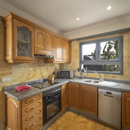 别墅 Exquisite Lanzarote | Stella Lucente | 2 Bedrooms | Private Pool & Enchanted Terrace | *